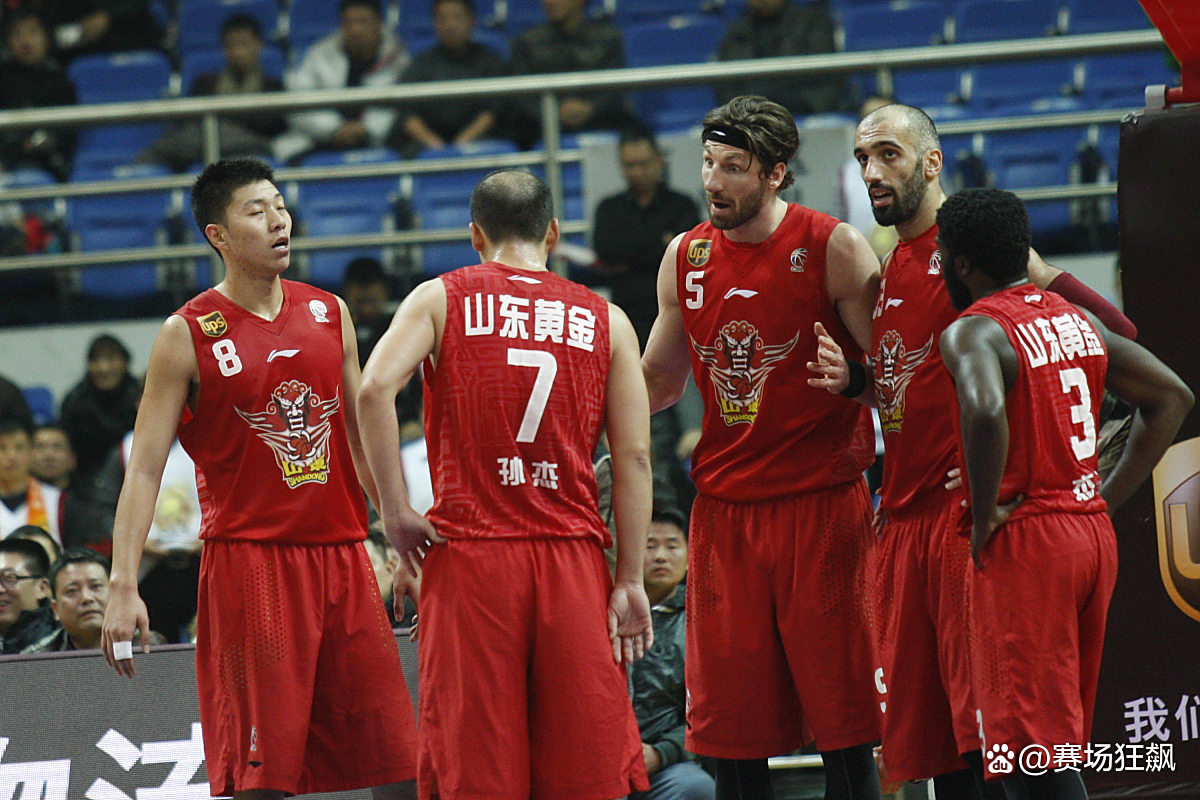 开云平台-山东黄金男篮在主场不敌陕西队