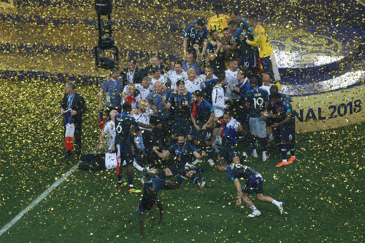 西班牙队在国际比赛中打出绝地反击 西班牙队在国际比赛中打出绝地反击