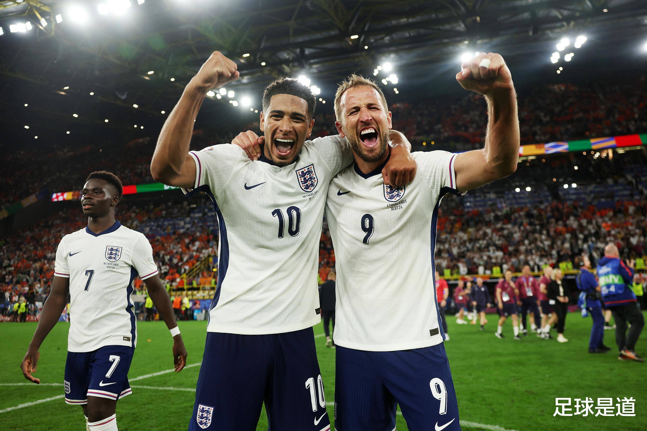 英格兰对阵捷克，双方实力对决令人期待