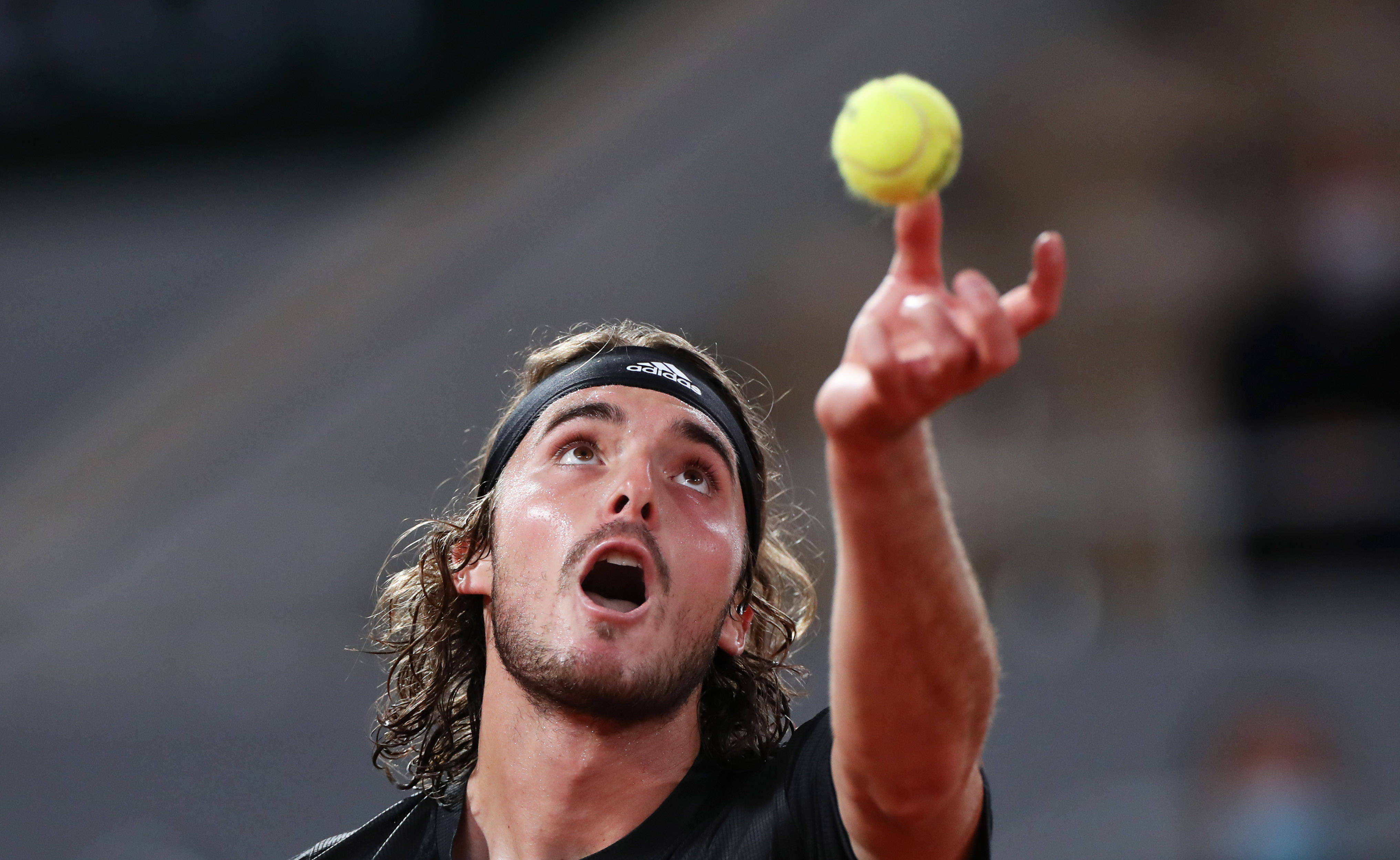 开云sport-联合杯鏖战法网，西西帕斯高光表现