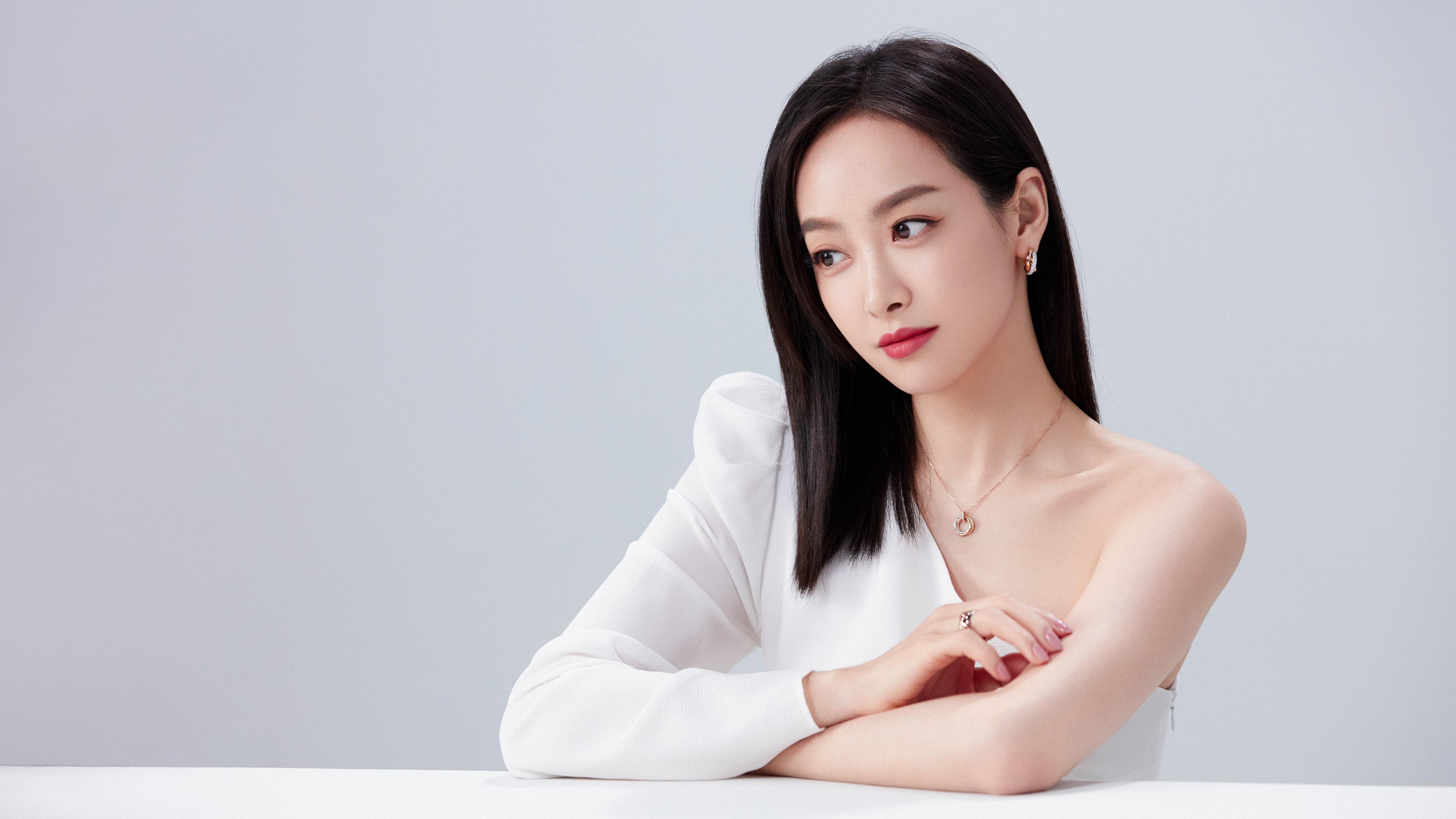 掘金逆袭雄鹿，伦纳德最后一击定乾坤—篮球场上的唯一英雄