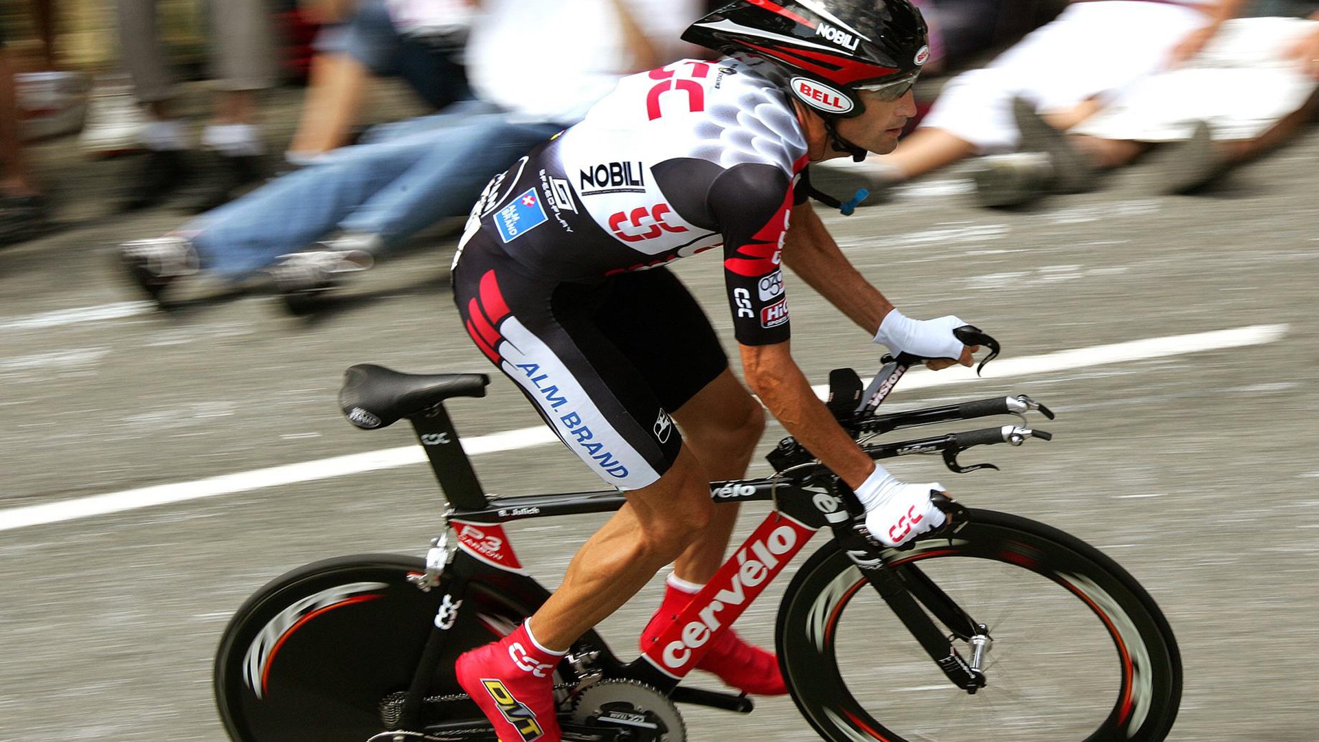 今日两重天，灰熊如潮淹没篮网，文班亚马在欧冠半决赛划破苍穹