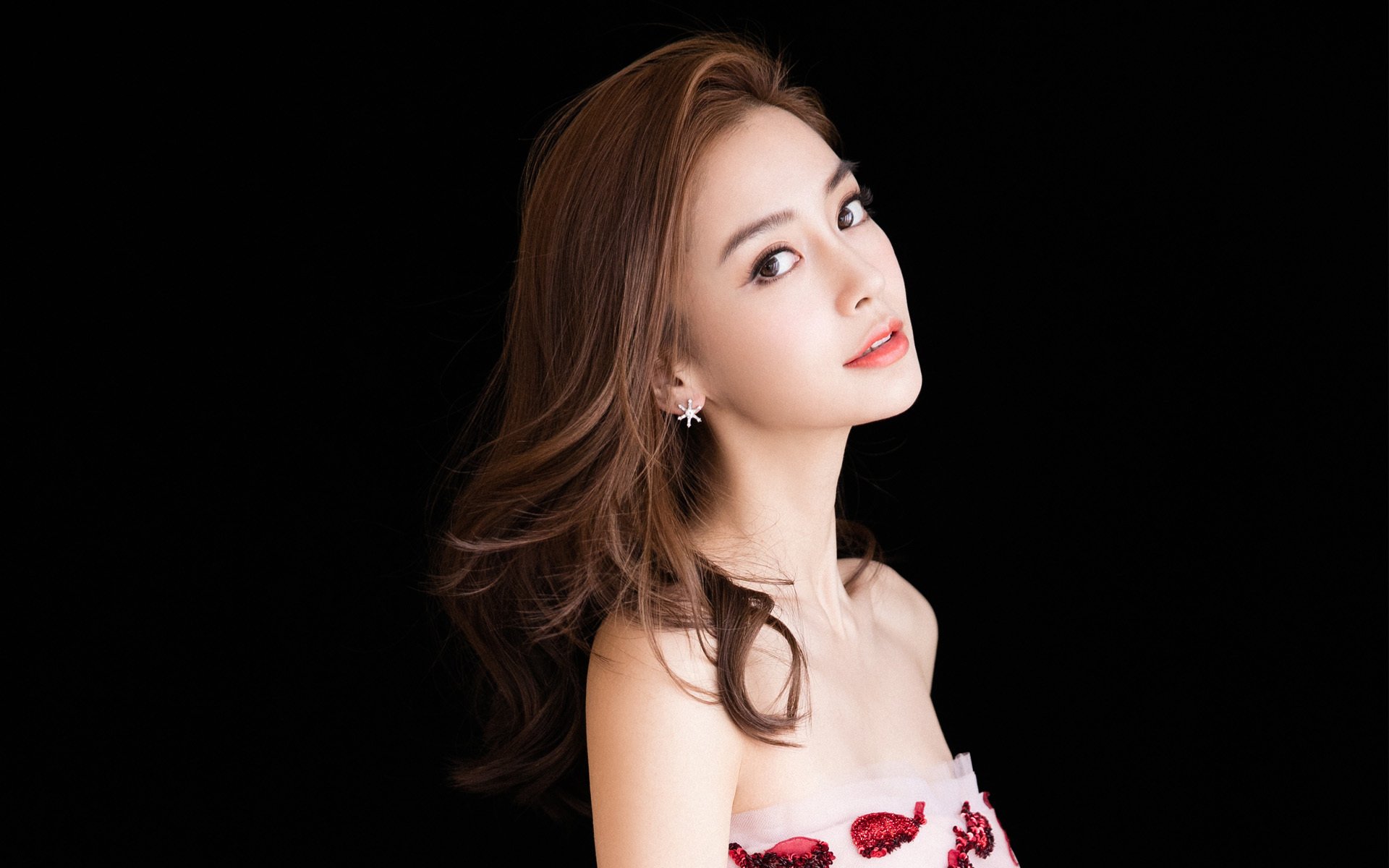 开云官网-掌控的艺术，从格拉斯哥的草坪到摩纳哥的街道